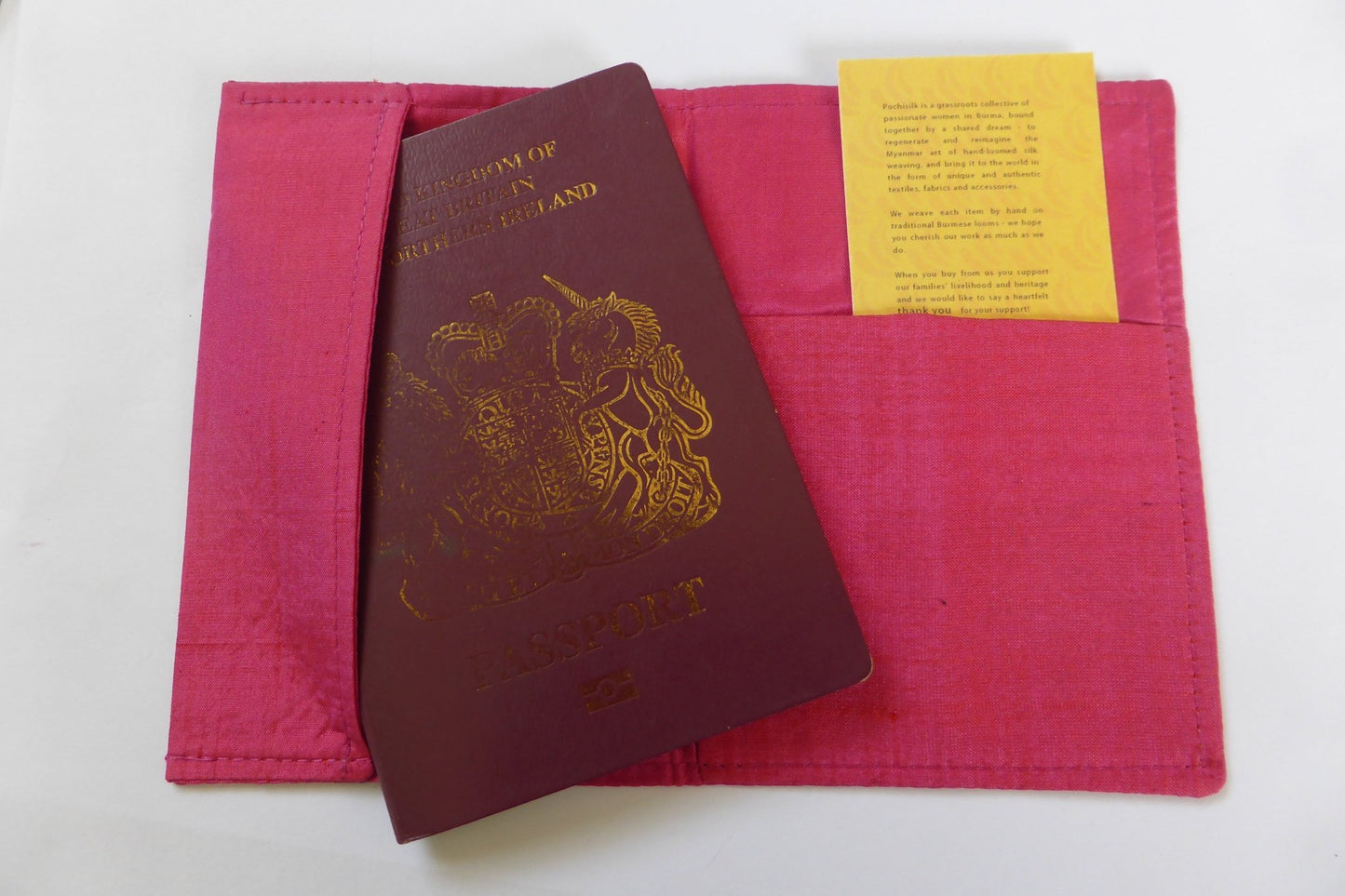 Passport Cover - Pink/Black - PH1 - PochisilkPH1