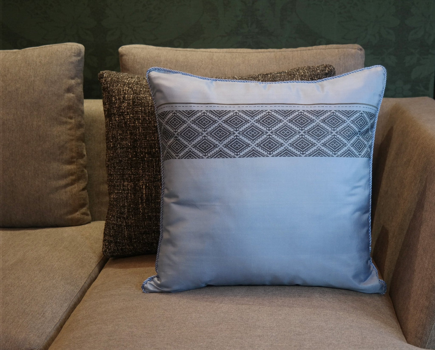 Cushion Cover - Blue with Black Chin-Weave C1 - PochisilkSSSYP4-C1