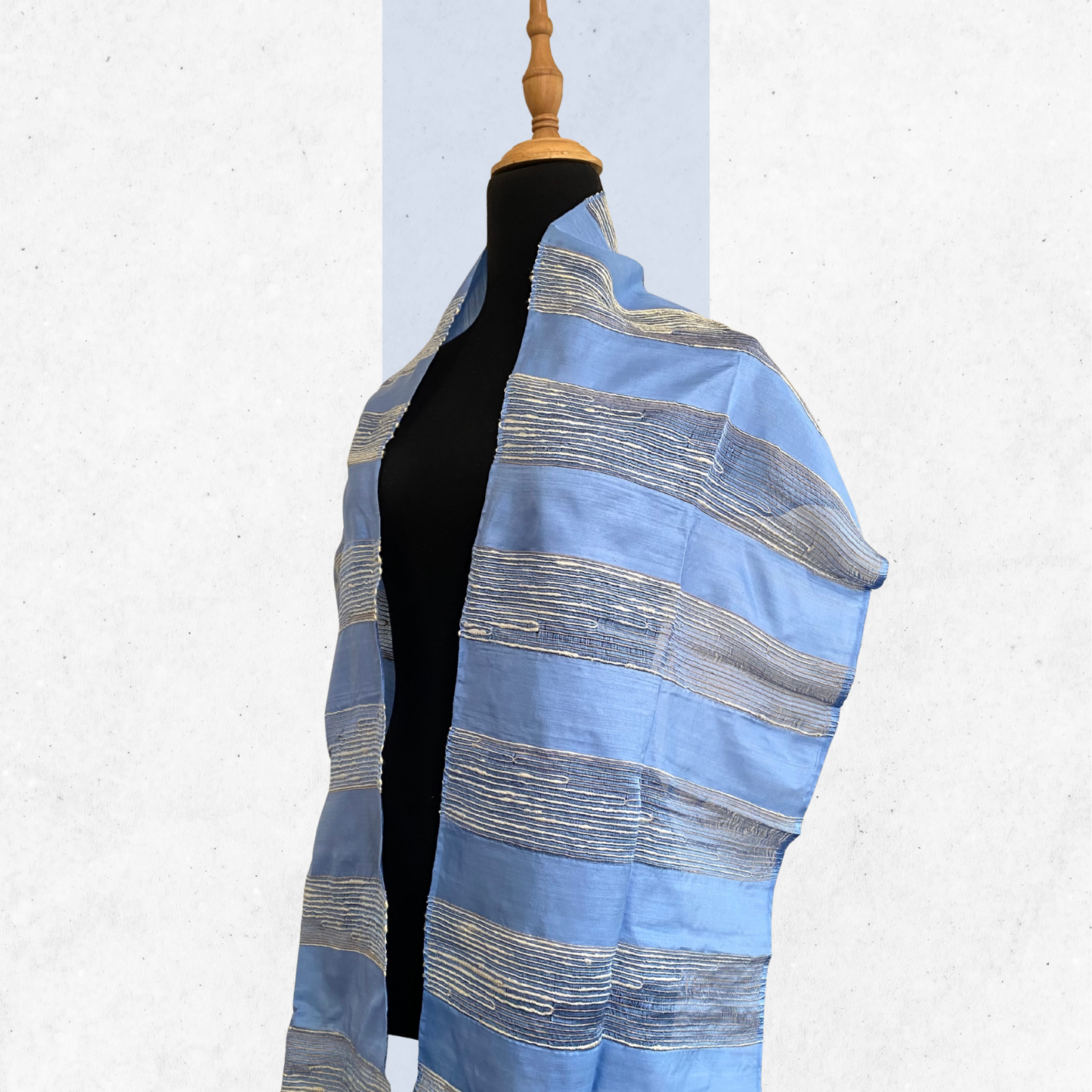 Chin Silk & Lotus Shawl - Blue