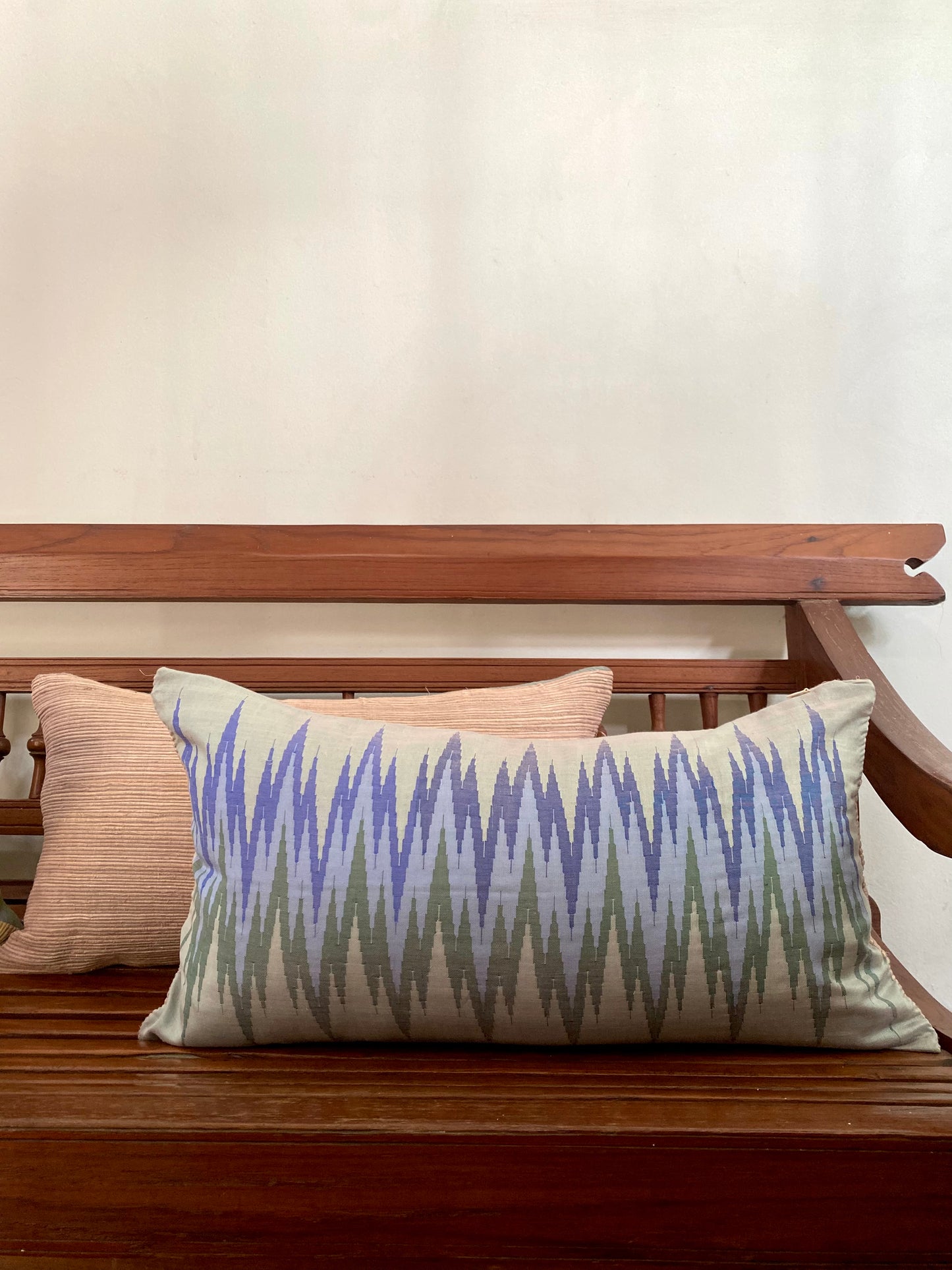 Amarapura Design - Blue