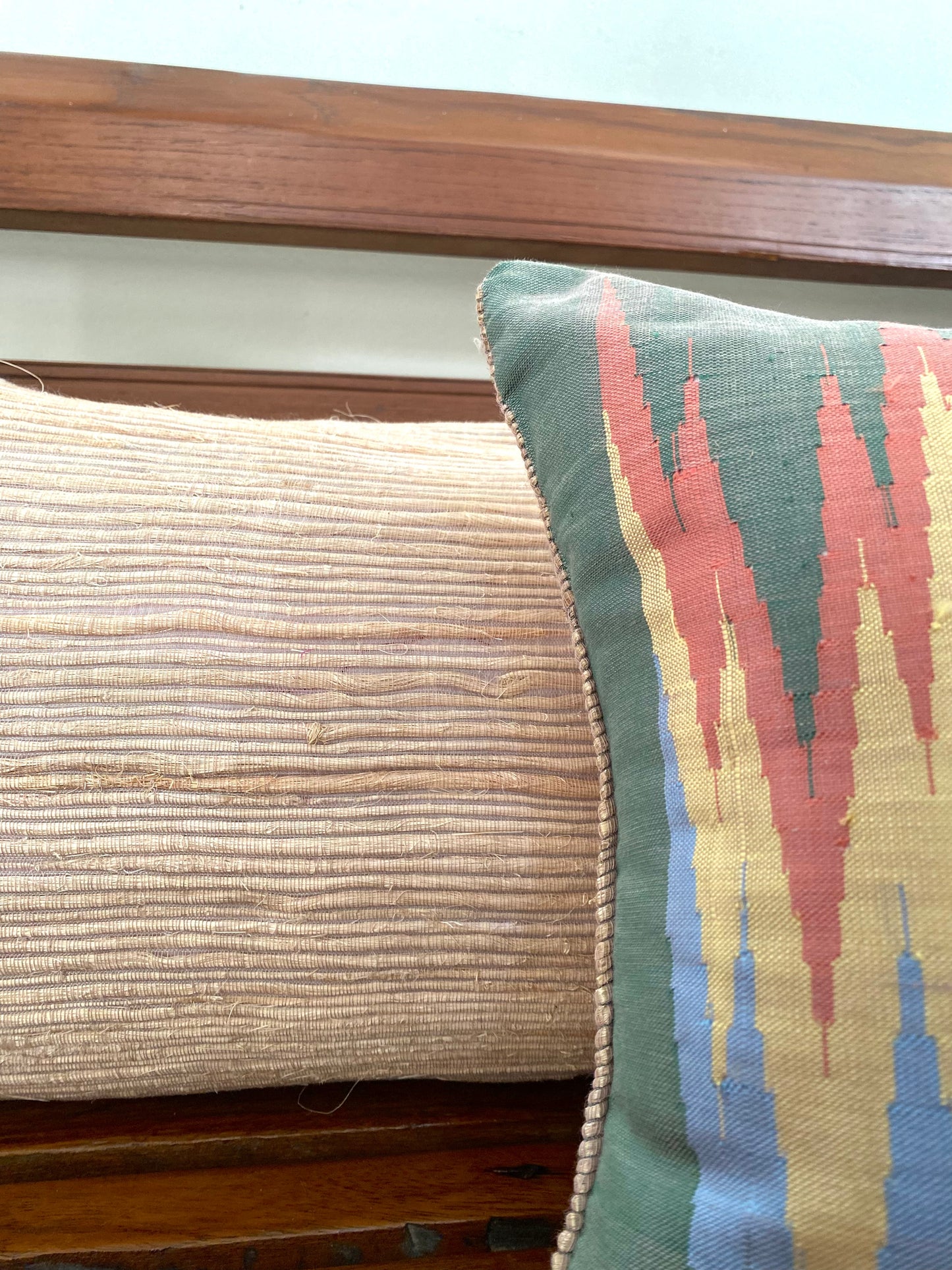 Amarapura Design - Orange & Green