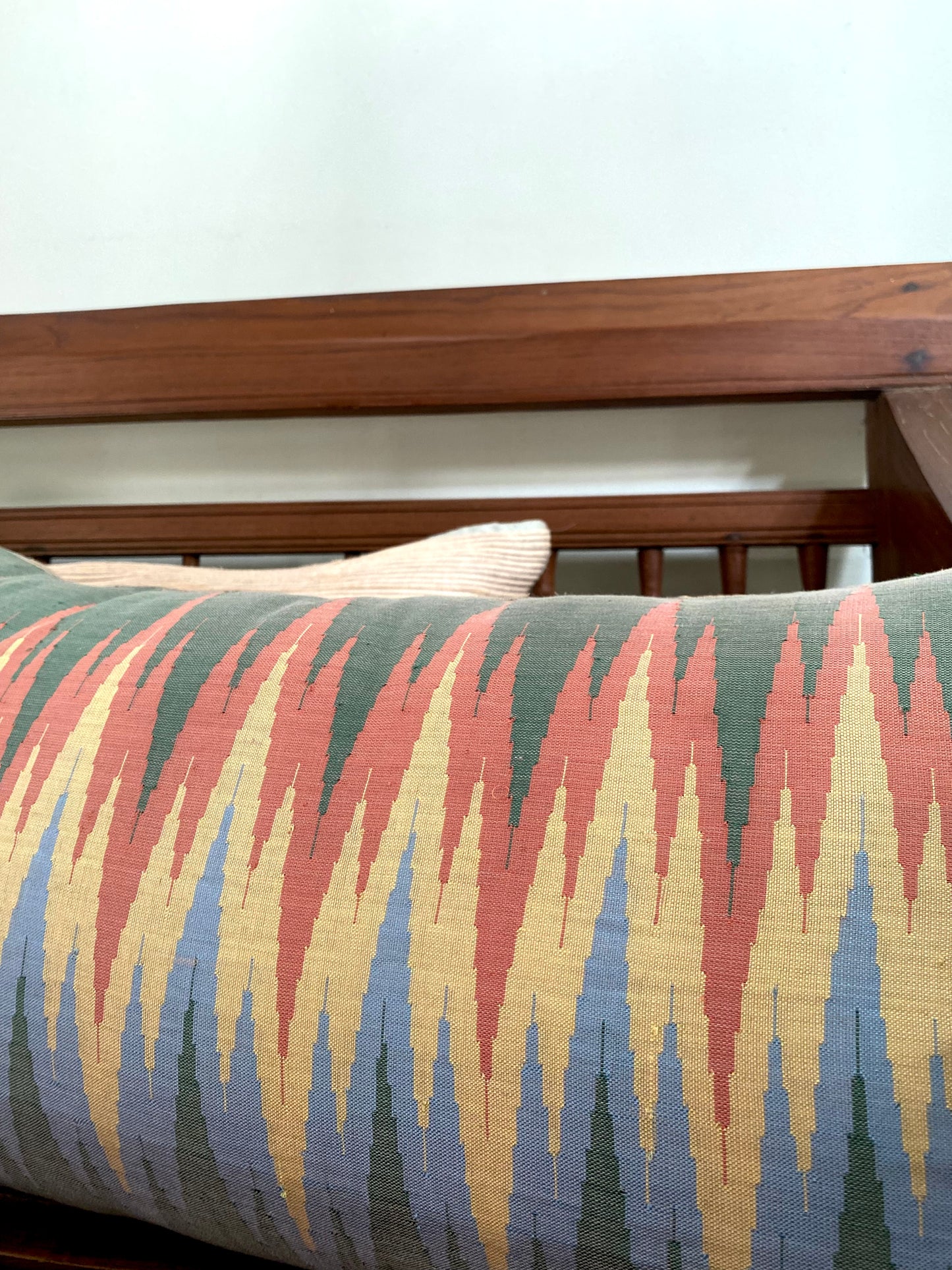 Amarapura Design - Orange & Green